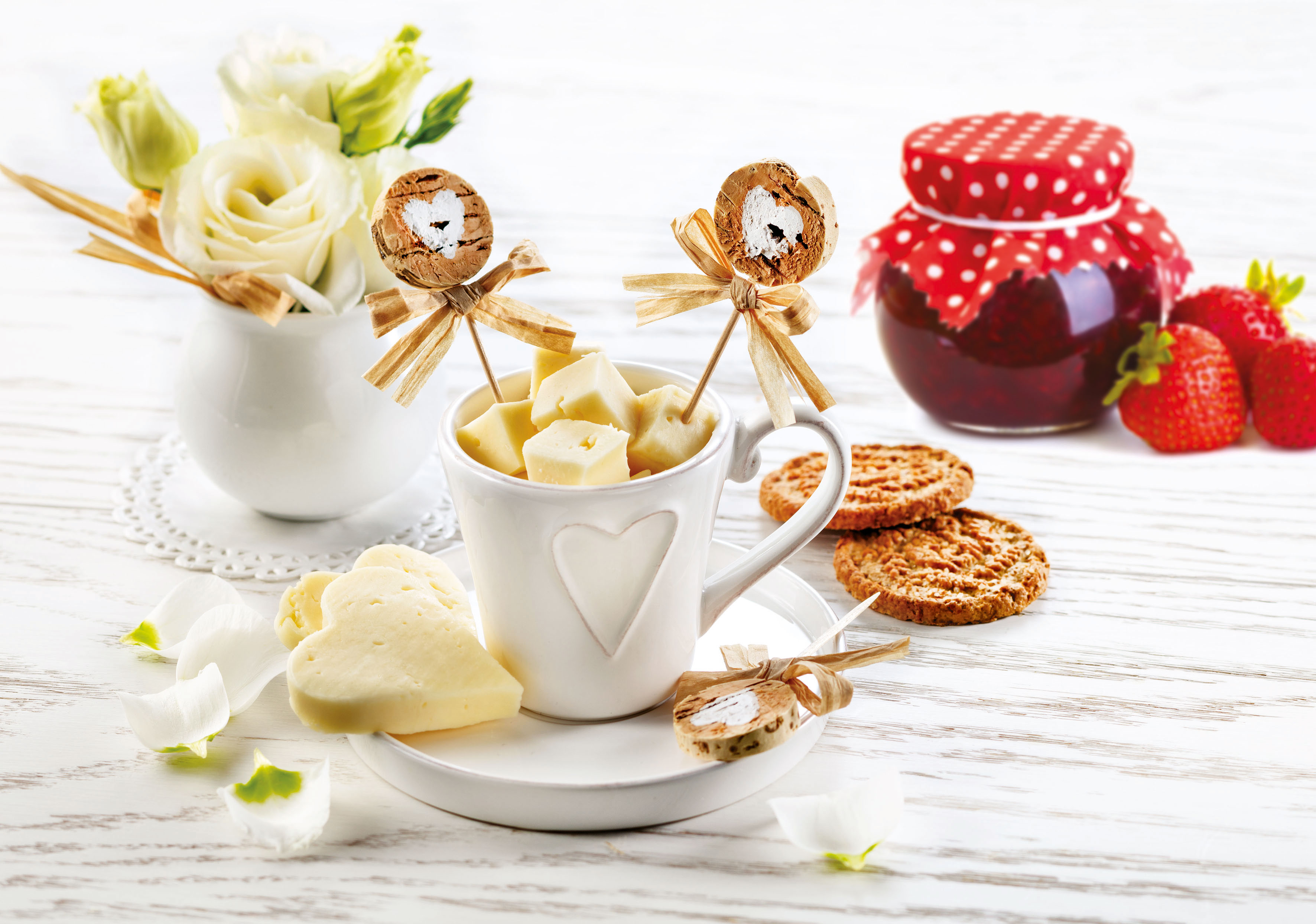 Speciale aperitivo Toma Buona e composta di fragole